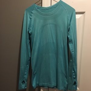 Lululemon, 8, Blue long sleeve